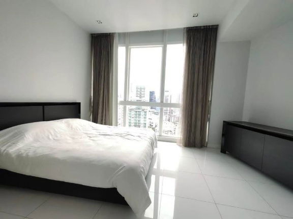 picture 1-Bed 𝗠𝗜𝗟𝗟𝗘𝗡𝗡𝗜𝗨𝗠 𝗥𝗘𝗦𝗜𝗗𝗘𝗡𝗖𝗘𝗦, high floor with unblocked view, ready to move. - 4/10