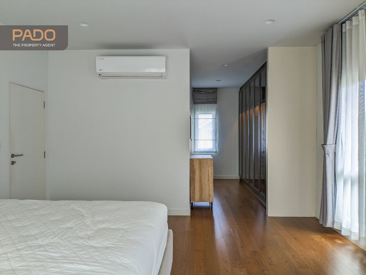 รูป ขายบ้านเดี่ยว หลังมุม สวนสวย บุราสิริ ปัญญาอินทรา - คลองสามวา 12 ล้านบาท 4 นอน 4 น้ำ - รูปที่ 17/28