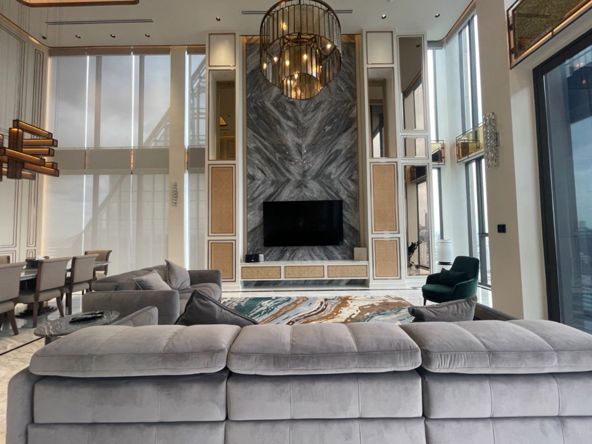 รูป PENTHOUSE TOP FLOOR ! เฟอร์ครบแต่งสวยพร้อมเข้าอยู่  ใช้ Smart home tech อัตโนมัติทั้งหมดทั้งเปิดม่าน  - รูปที่ 4/17