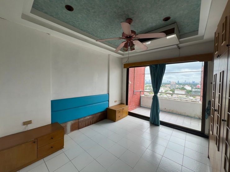 รูป ✨[For Sale] ขายคอนโด 2 ห้องนอน ถูกสุดในโครงการ คันทรี คอมเพล็กซ์ บางนา (Country Complex Bangna) ✨ ที่จอดรถ 2 คัน ใกล้ BTS บางนา  - รูปที่ 6/25