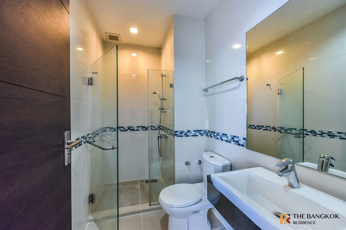 picture Availble !! Attached to the BTS IDEO Q Phayathai 2B2B 75SQM. Only 38K/Month. Contact Aumi 0658209572. - 3/5