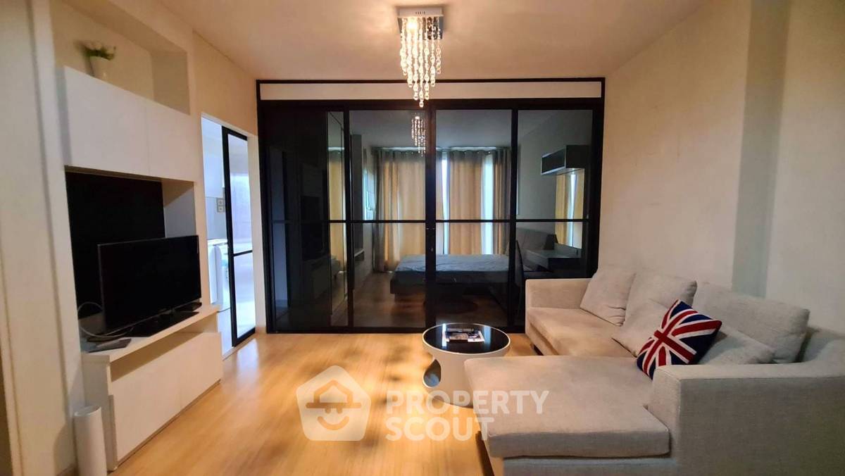 picture 1-BR Condo at Life @ Ladprao 18 near MRT Lat Phrao (ID 894484) - 9/12