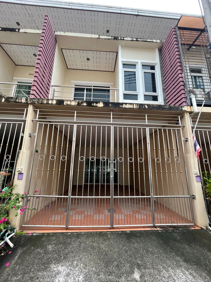 รูป ทาวน์เฮ้าส์ เนื้อที่ทั้งหมด 82.4 ตารางเมตร 902/266 หมู่บ้านประกายทอง ตำบลควนลัง อำเภอหาดใหญ่ สงขลา ราคา 1,750,000 บาท - รูปที่ 1/11