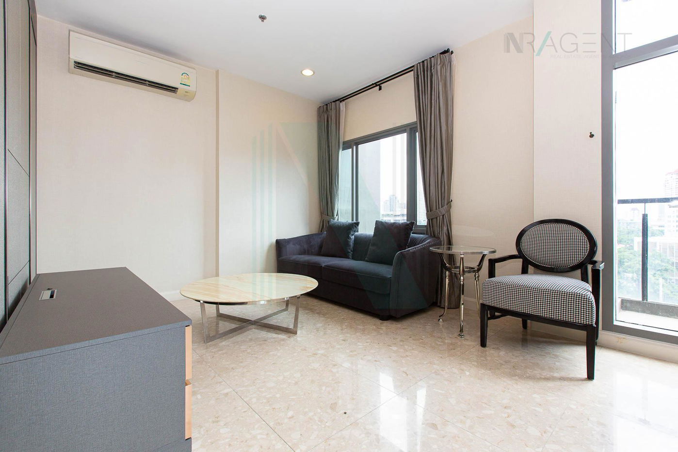 รูป 📌 ให้เช่าคอนโด เดอะ เครสท์ สุขุมวิท 24 อาคาร  ชั้น 8 Duplex 2 ห้องนอน ขนาด 125.58 ตรม ใกล้ ห้างสรรพสินค้าเอ็มโพเรียม - รูปที่ 3/8