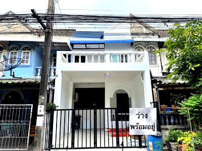 เช่าบ้านเดี่ยว ถนนศรีนครินทร์ : 🏡ให้เช่าทาวน์โฮม หมู่บ้านนิรันดร์  บ้านพร้อมเข้าอยู่ 🐶สัตว์เลี้ยงพิจารณาเป็นเคส🐱