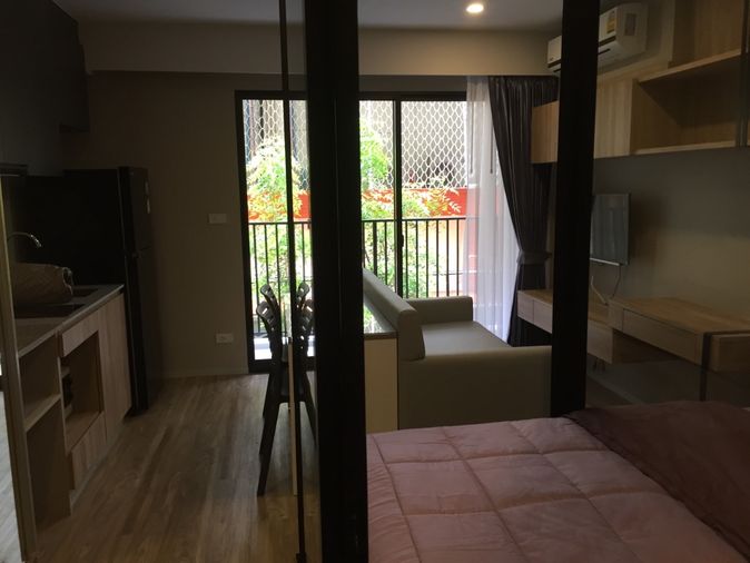 1-bed condo for rent, 30 sqm, Blossom Condo @ Sathorn - Charoenrat