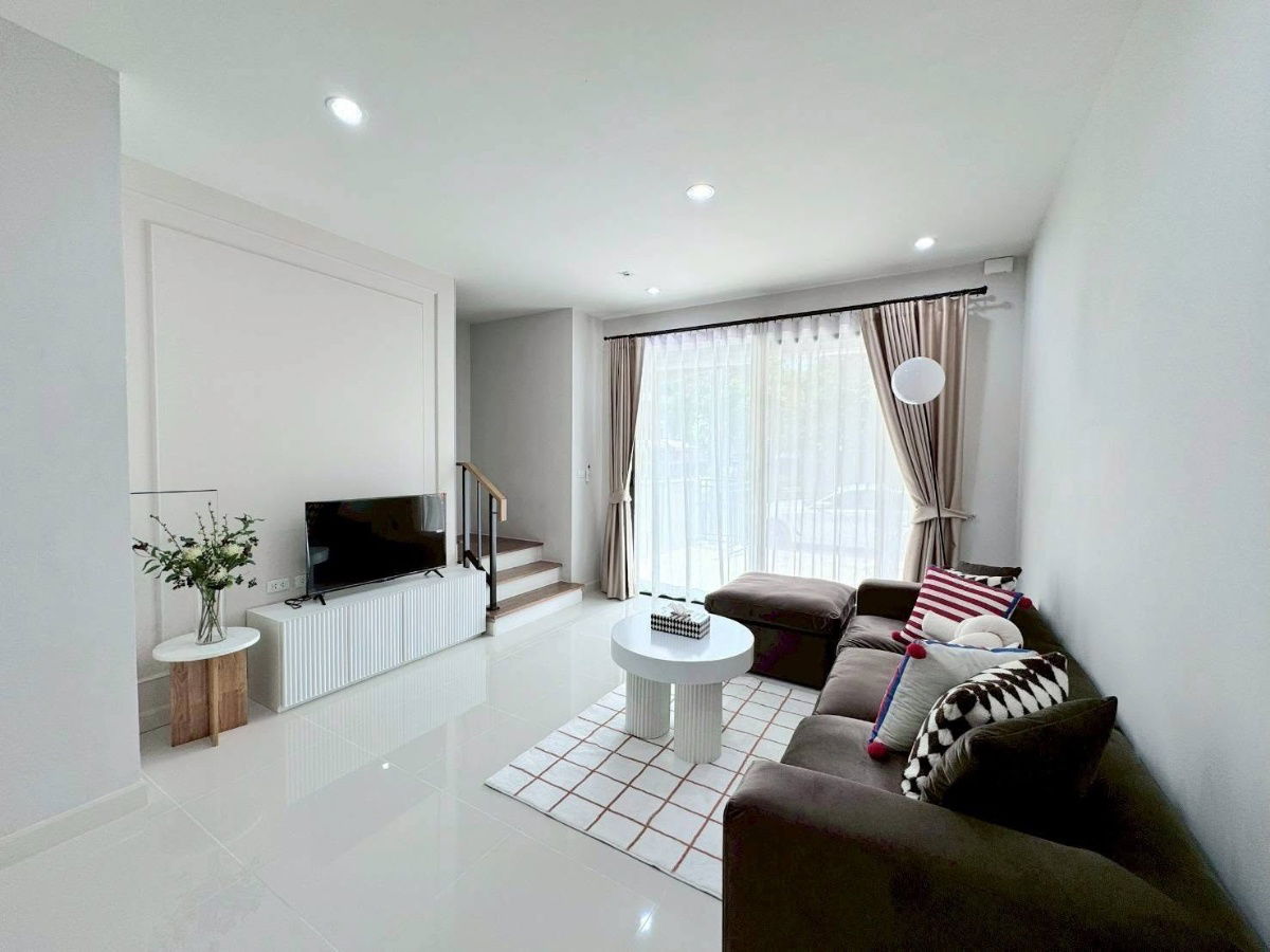 picture #SC6975​​​  📌 Rent | 🟦🟨Baan Klang Muang Rama 9 Soi 43​​🟥🟩𝑪𝒐𝒏𝒕𝒂𝒄𝒕𝑳𝑰𝑵𝑬:@𝒔𝒆𝒄𝒓𝒆𝒕𝒑𝒓𝒐𝒑𝒆𝒓𝒕𝒚 🔥✨ - 2/15
