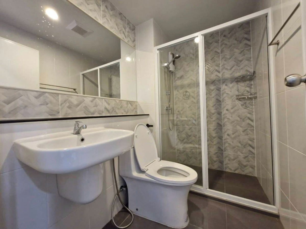รูป 🍀ให้เช่าคอนโด Regent home bangna ห้องสวย ใหม่เอี่ยม 28 ตรม.  เฟอร์นิเจอร์ครบ เช่าเพียง 11000- - รูปที่ 8/8