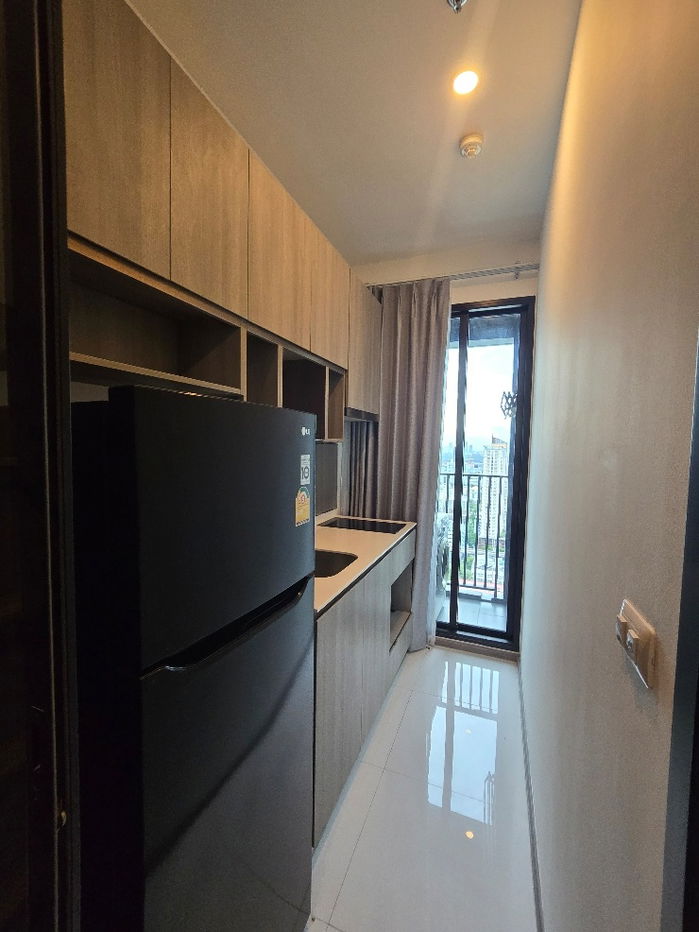 picture KnightsBridge Prime Onnut  - 1 years lease  - 7/10