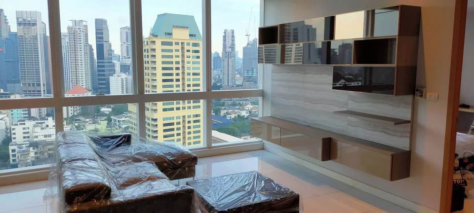 picture 1-Bed 𝗠𝗜𝗟𝗟𝗘𝗡𝗡𝗜𝗨𝗠 𝗥𝗘𝗦𝗜𝗗𝗘𝗡𝗖𝗘𝗦, high floor with unblocked view, ready to move. - 1/10
