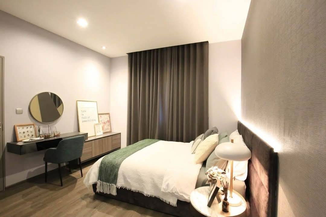 รูป ขายบ้านโครงการมัณฑนา ซีรีนเลคเชียงใหม่ 5 ห้องนอน ตกแต่งเรียบร้อย ใกล้ทะเลสาบของโครงการ วิวดอยสุเทพ และ วัด พระธาตุดอยคำ - รูปที่ 16/17