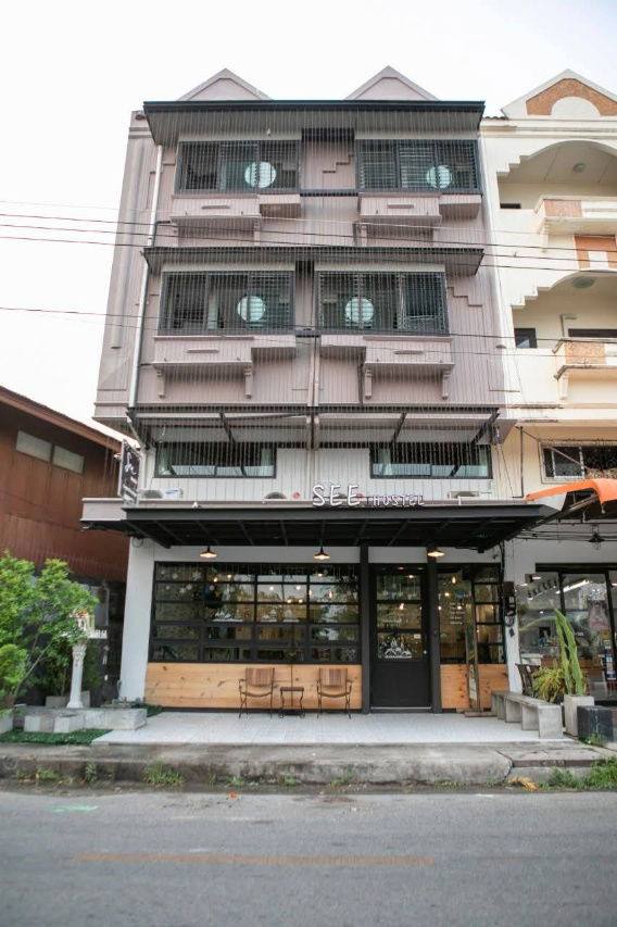 รูป ขาย โฮสเทล 4 ชั้น สไตล์ชิค รีโนเวทใหม่ พร้อมดำเนินกิจการทันที ใจกลางเชียงใหม่ ติดถนนคนเดินวัวลาย - รูปที่ 1/20
