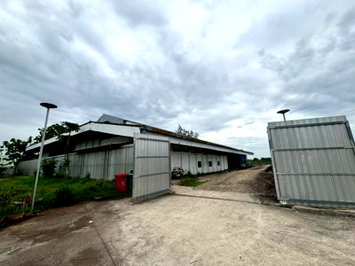 Factory for rent Maharaj Nakorn Industrial Estate : For rent Warehouse 2,000 sqm. at Phetburi
