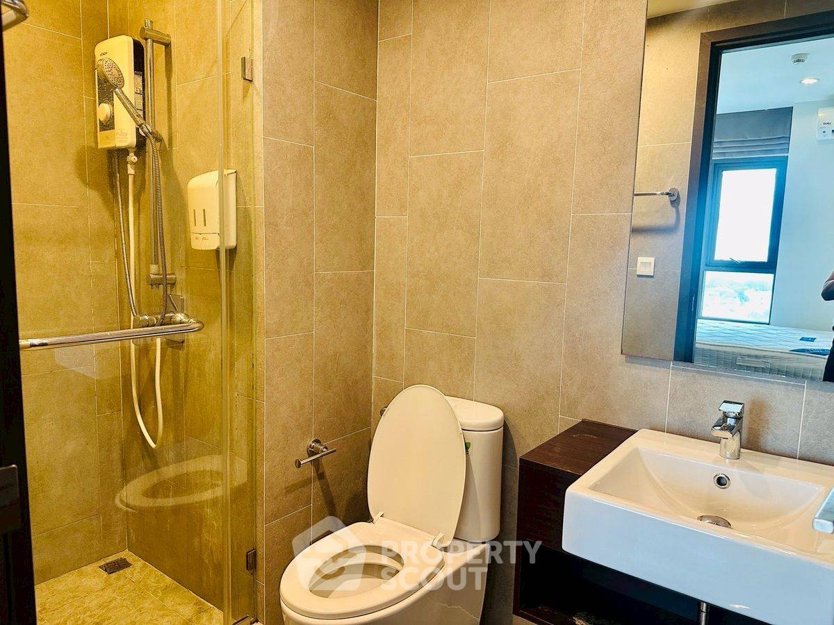 picture 1-BR Condo at C Ekkamai near ARL Ramkhamhaeng (ID 2209711) - 7/9