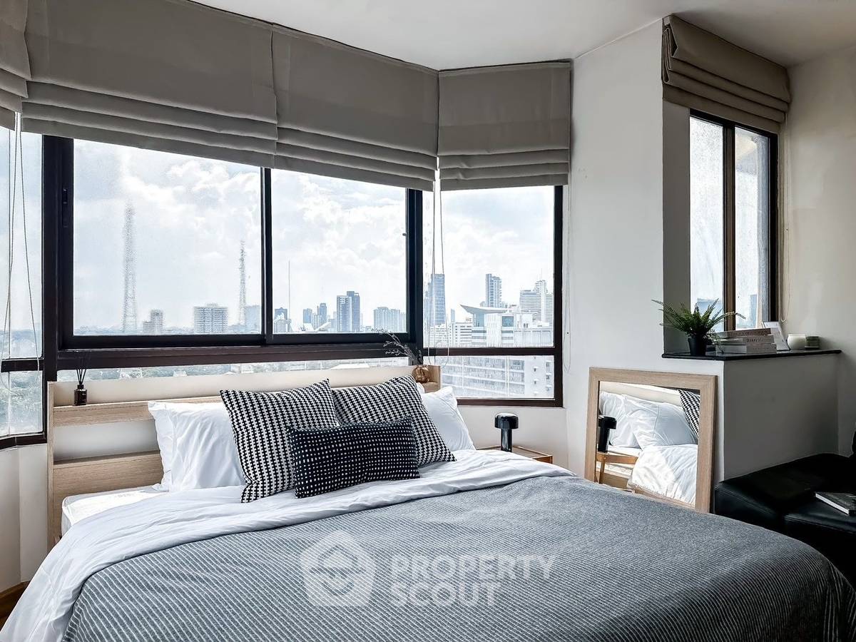 picture 2-BR Condo at Supalai Oriental Place Sathorn Suanplu near MRT Lumphini (ID 2063367) - 4/11
