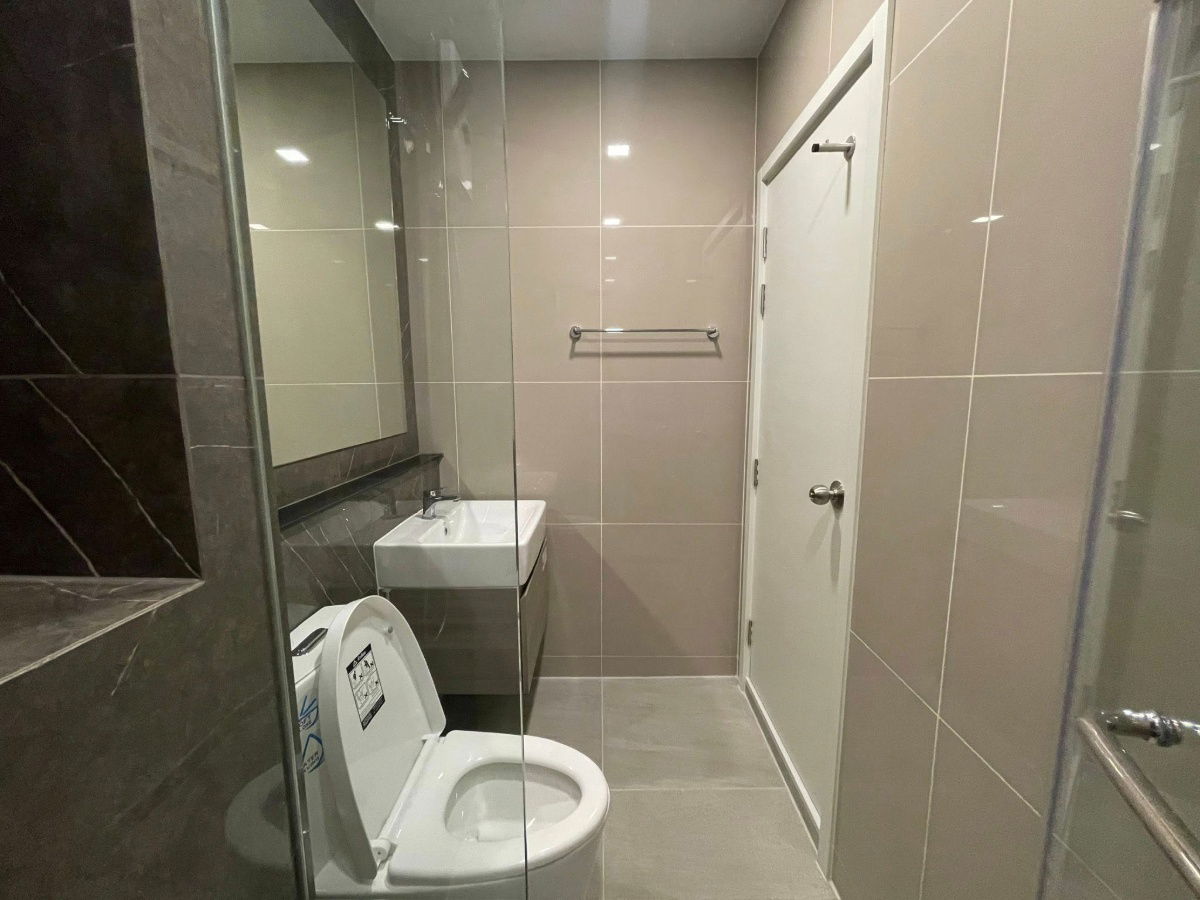 picture Airport link ramkhamhaeng 300 m. Price  14,000 Baht Condo THE TREE Pattanakarn - Ekkamai ( Rental ) - 12/14
