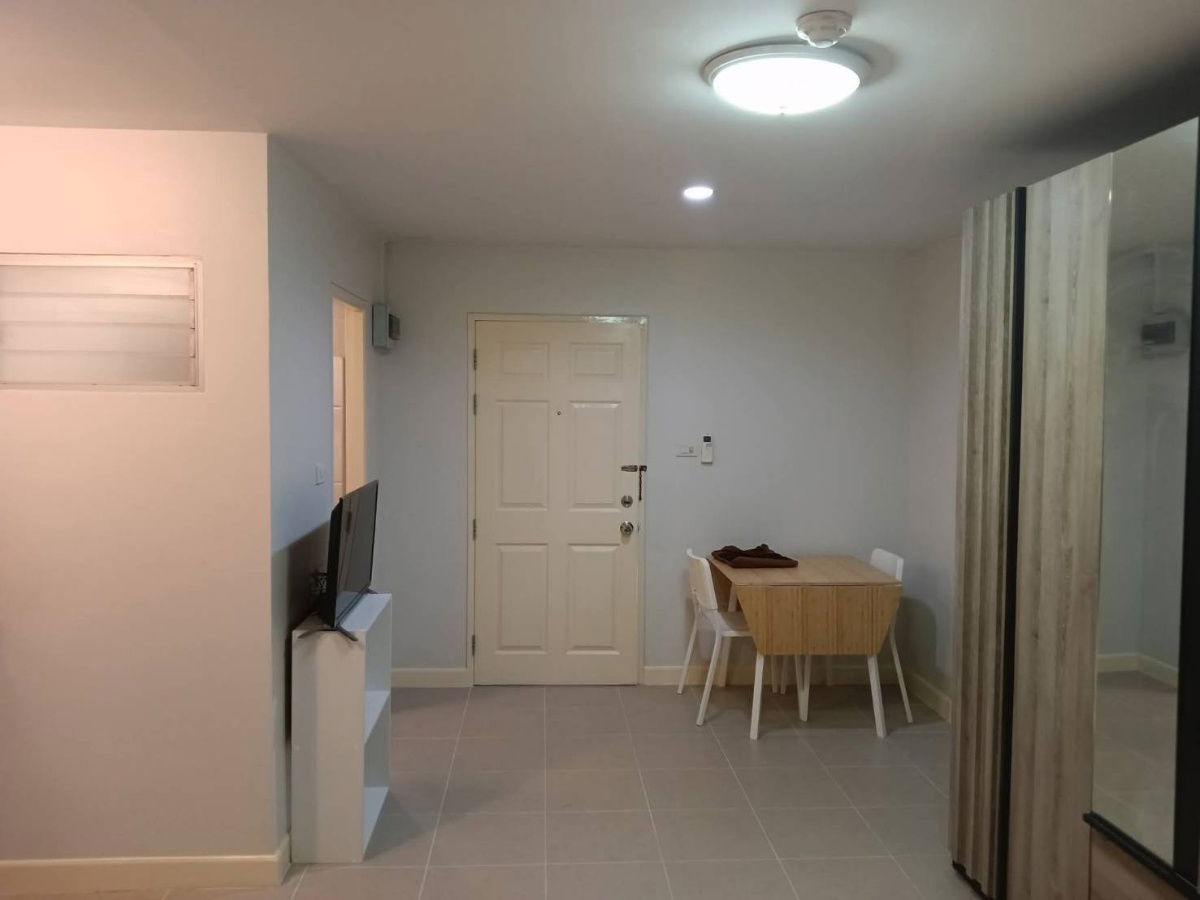 picture Condo for rent: Lumpini Town Ram Intra-Lak Si (studio room), 1st floor, in front is the Pink Line MRT station, Ram Intra Station, Km 2. - 2/14