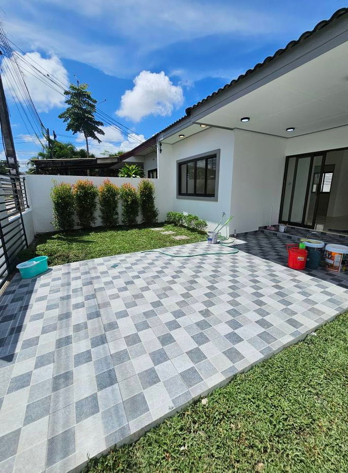 รูป 🏡บ้านเดี่ยวชั้นเดียวรีโนเวทใหม่ สัมผัสความสงบ ร่มรื่น มีพื้นที่ใช้สอยรอบบ้าน บนทำเลคุณภาพ โซนถลาง 🏡  - รูปที่ 2/13