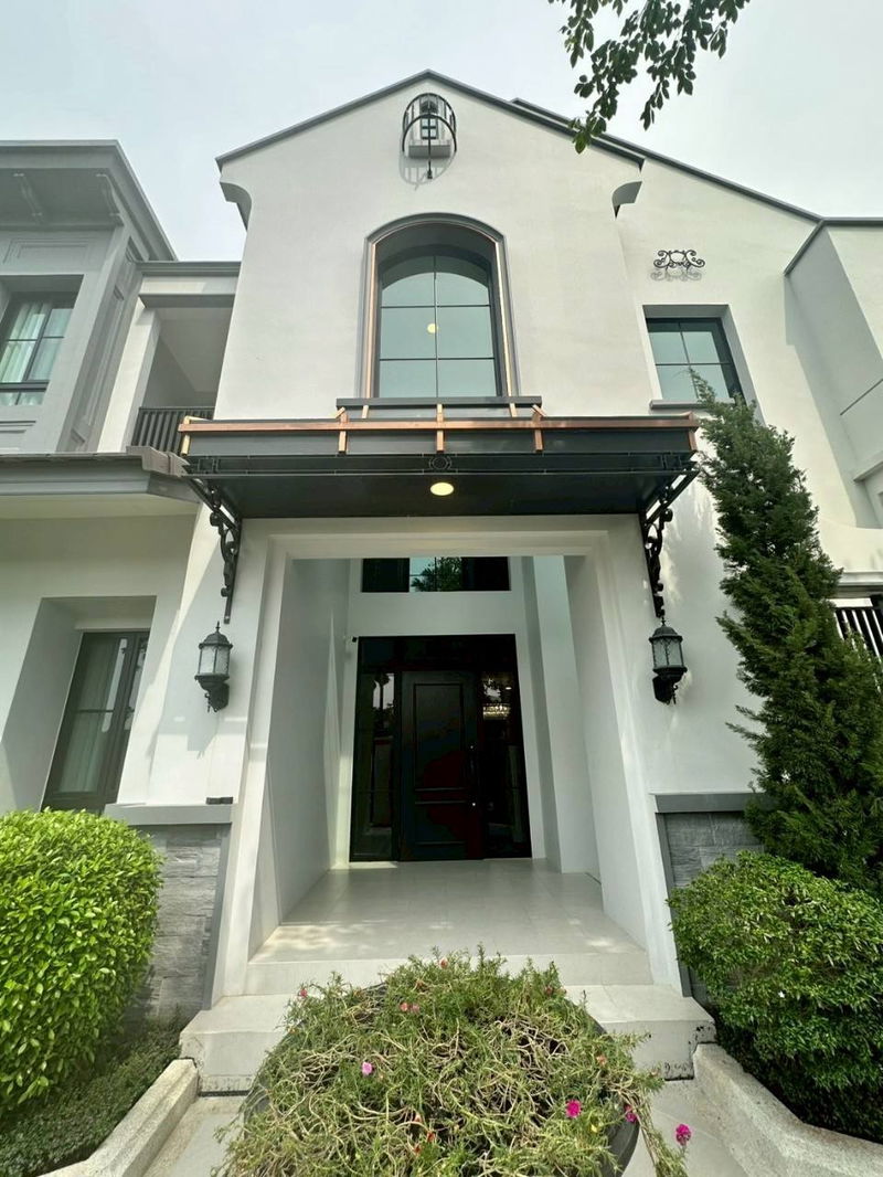 Houses for rent : 🏡 Luxury house, Nantawan Rama 9-Krungthep Kreetha - connected to the Yellow Line 🚆