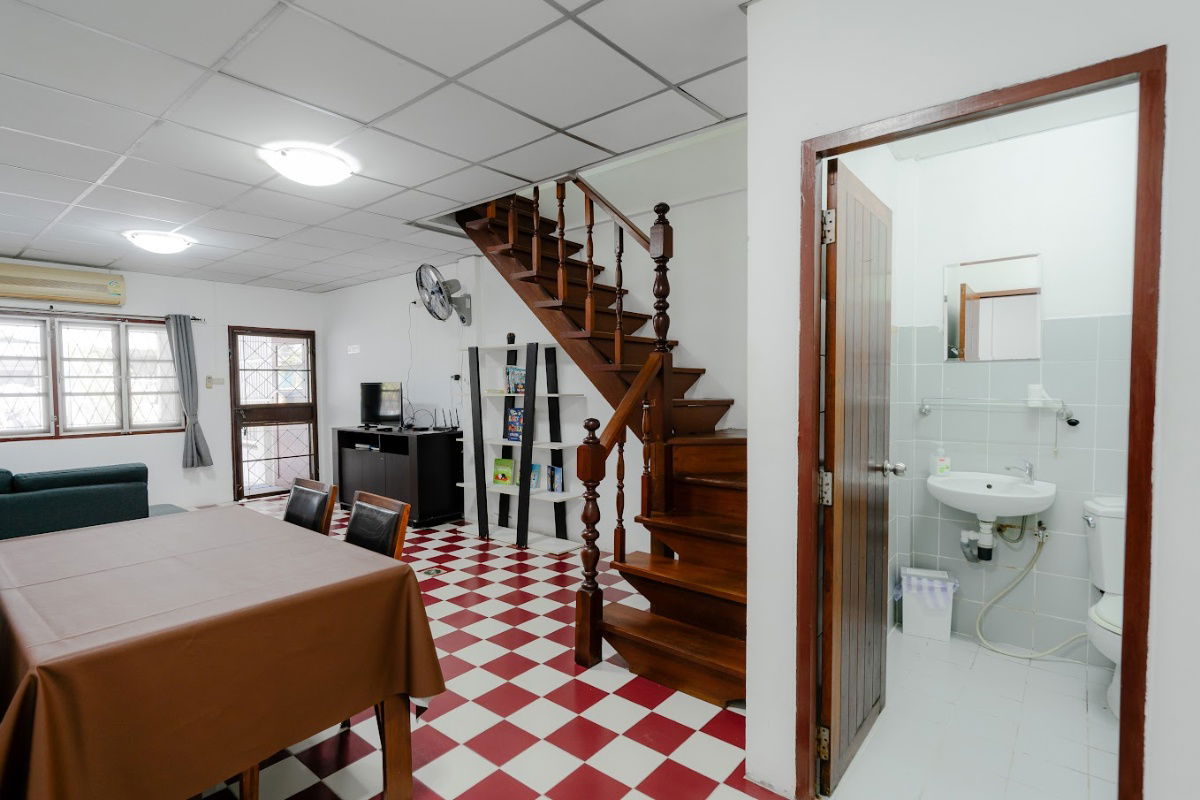 รูป ทาวเฮาส์ 2 ห้องนอน 2 ห้องน้ำ ซอยหัวหิน 80 อยู่ใกล้ๆชายหาดหัวหิน - รูปที่ 13/19