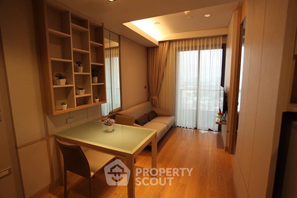 รูป คอนโด 1-ห้องนอน ที่ เดอะ ลุมพินี 24 ใกล้ BTS พร้อมพงษ์ (ID 824371) - รูปที่ 3/4
