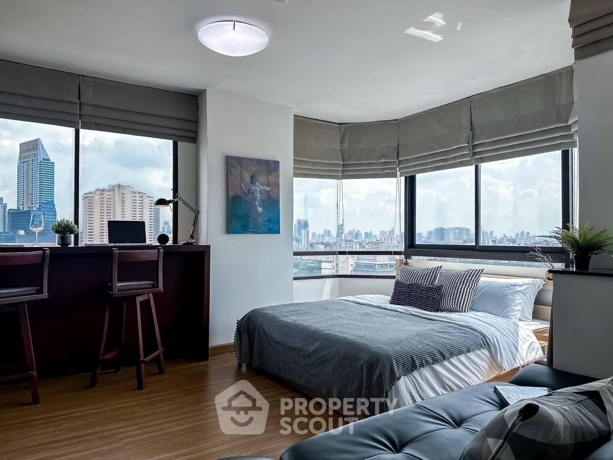 picture 2-BR Condo at Supalai Oriental Place Sathorn Suanplu near MRT Lumphini (ID 2063367) - 3/11
