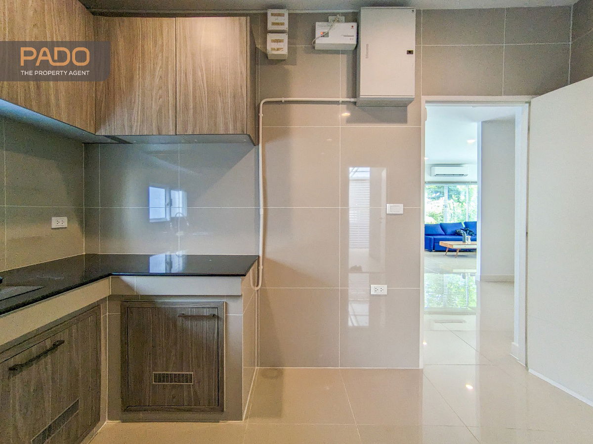 รูป ขายบ้านเดี่ยว หลังมุม สวนสวย บุราสิริ ปัญญาอินทรา - คลองสามวา 12 ล้านบาท 4 นอน 4 น้ำ - รูปที่ 13/28