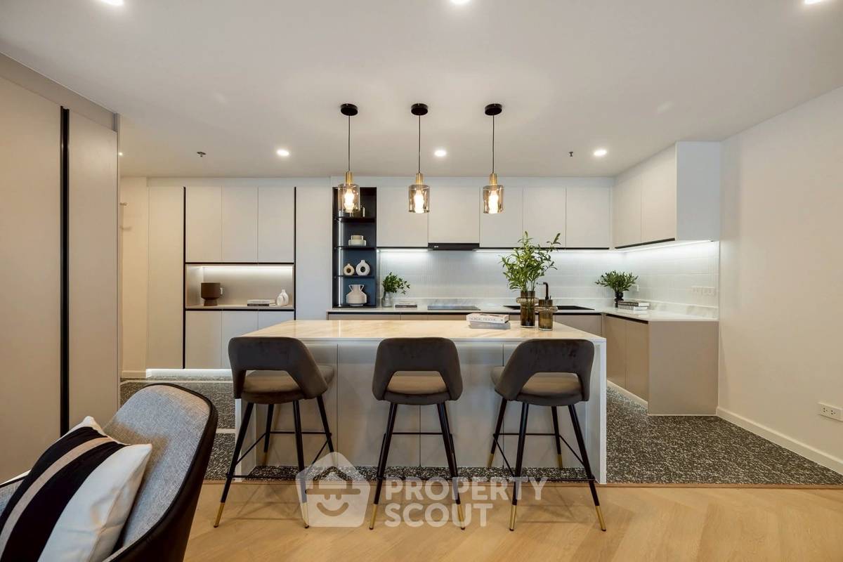 picture 4-BR Condo at The Executive Regent in Chong Nonsi (ID 2209864) - 5/14