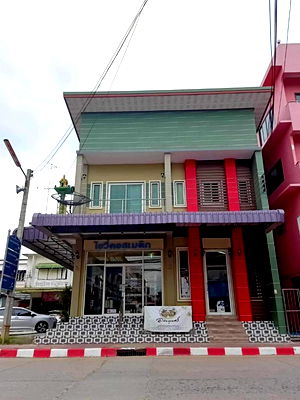 อาคารพาณิชย์ วิเศษชัยชาญ อ่างทอง : ขายอาคารพาณิชย์ 2 ชั้น ทำเลดี ใจกลางวิเศษชัยชาญ ใกล้กรุงเทพฯ เดินทางสะดวก