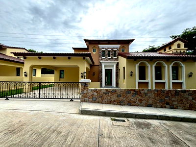 Houses for sale วิทยาลัยเทคนิคสัตหีบ : Single house for sale, Chivani Pattaya project, Na Jomtien, good location, on Sukhumvit Road