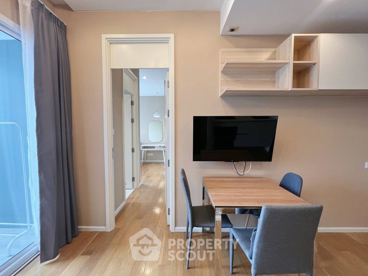 picture 1-BR Condo at The Saint Residences near MRT Phahon Yothin (ID 2110306) - 3/11