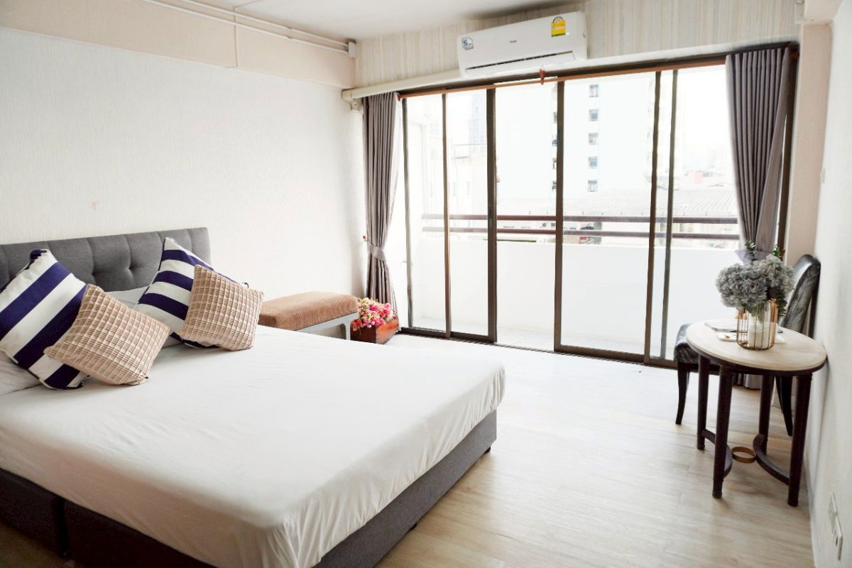 picture  Condo location near BTS Phaya Thai & Airport Link - 2/7