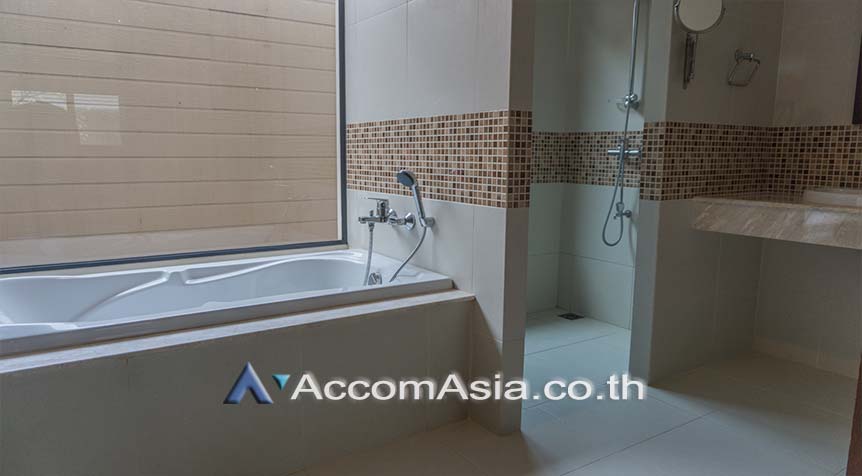 รูป 🔼🔽 AccomA 📩 Pet friendly 4 BR House in  (90237) - รูปที่ 12/17