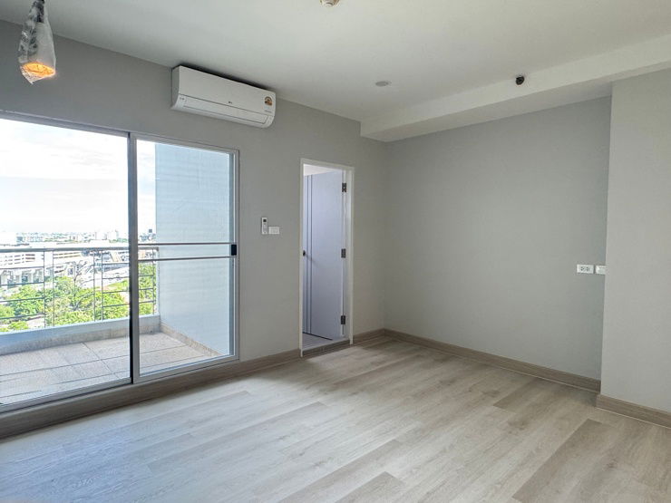 picture New renovate condo for rent. Near BTS Sriudom - 8/16