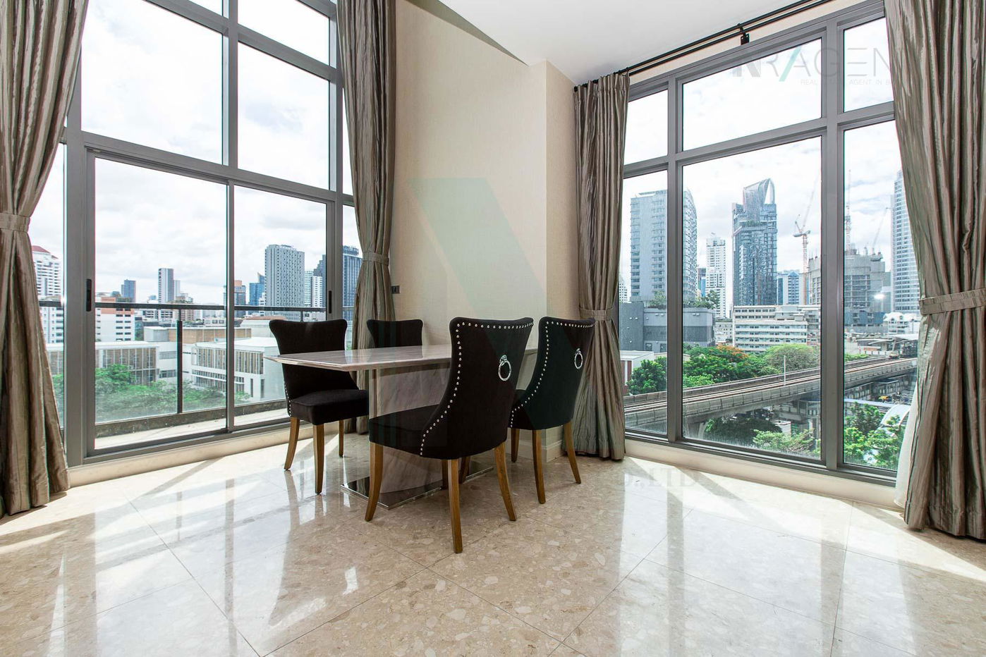 รูป 📌 ให้เช่าคอนโด เดอะ เครสท์ สุขุมวิท 24 อาคาร  ชั้น 8 Duplex 2 ห้องนอน ขนาด 125.58 ตรม ใกล้ ห้างสรรพสินค้าเอ็มโพเรียม - รูปที่ 6/8