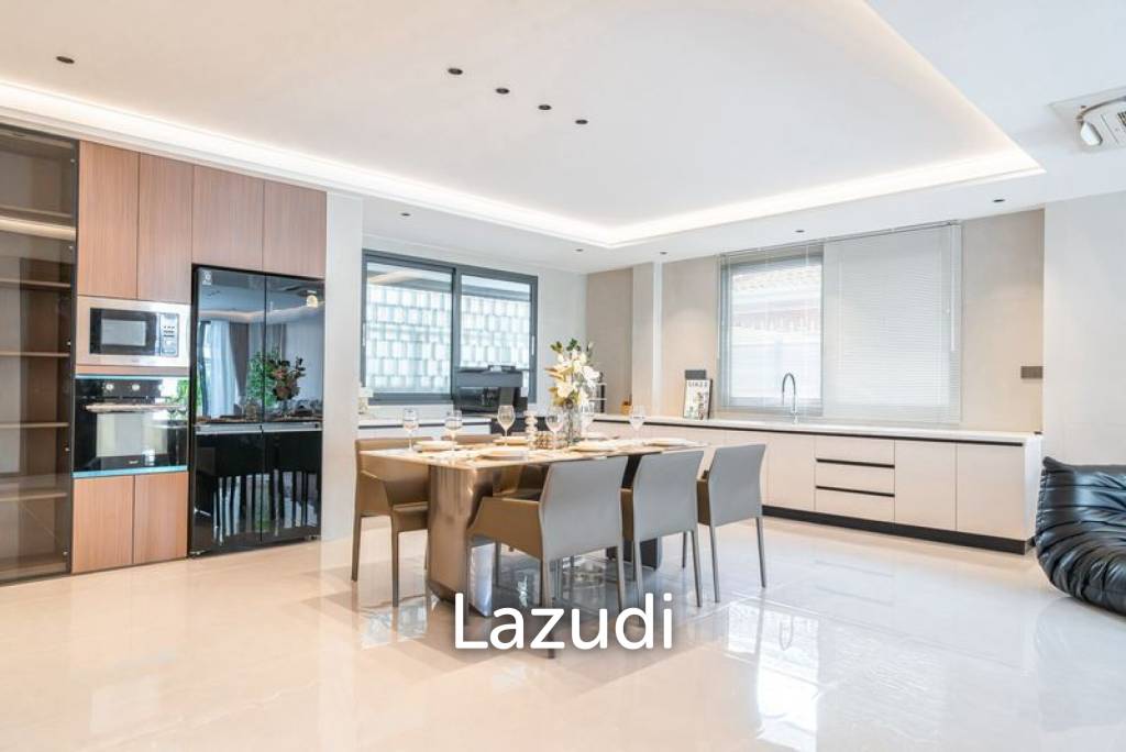 picture 6 Beds 7 Baths 230 SQ.M. Eakmongkol Thepprasit - 4/15