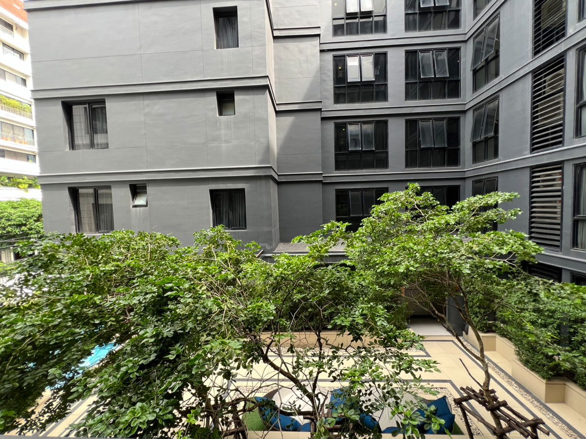 picture R5277 For rent Maestro 02 Ruamrudee Ploenchit  1bed 1bath 23k - 10/10