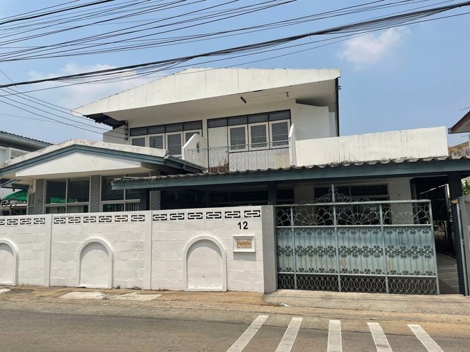 7-bed house for rent, 356 sqm, 130 sq wah, Baan Amornphan 9