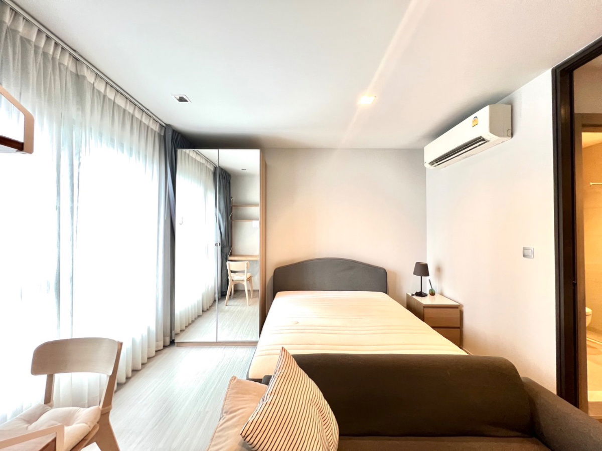 picture 🔥 Pay less than 20K, but get a view and space worth more!, Life Asoke Rama9 🔥 - 6/8