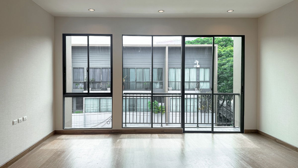 picture Sell - Baan Klang Muang Rama 9 - Krungthep Kreetha - 16/20