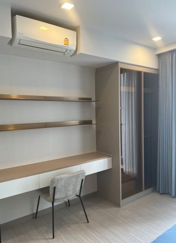 รูป  ให้เช่าคอนโด ONE 9 FIVE พระราม 9A 35.5ตรม. ชั้น25 ตกแต่งเฟอร์นิเจอร์และเครื่องใช้ไฟฟ้าครบ วิวสวย - รูปที่ 12/23