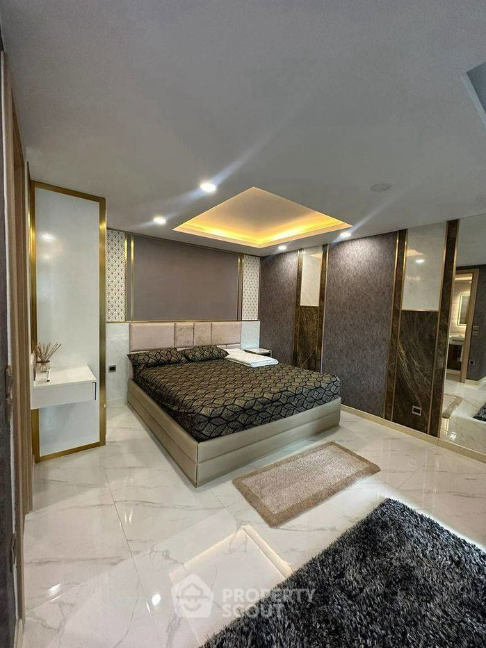 picture 3-BR Condo at Dusit Grand Park 2 close to Pattaya (ID 2210640) - 5/14