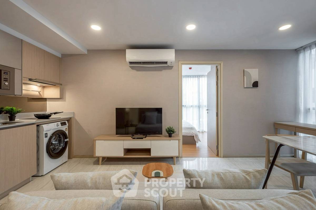 รูป คอนโด 2-ห้องนอน ที่ วาลเด้น อโศก ใกล้ MRT สุขุมวิท (ID 2210542) - รูปที่ 1/13