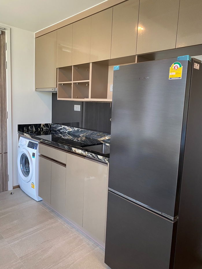 picture 🌇 Chic & Luxury Condo in the Heart of Bangkok 💓 Ideo Q Sukhumvit 36 ✨ Stunning View, Prime Location 🔥 Just Steps from BTS Thonglor 🚆 - 5/7