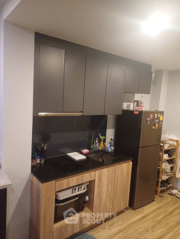 picture 2-BR Condo at Blossom Condo @ Sathorn-Charoenrat near BTS Surasak (ID 2203146) - 3/9