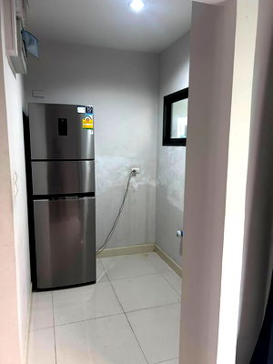Townhouses for rent Nawamin 42 : Rent For rent For rent! Baan Klang Muang Lat Phrao-Seri Thai Soi Seri Thai 52 3-storey townhouse, modern style,ready to move in Line ID: @951qfbfi