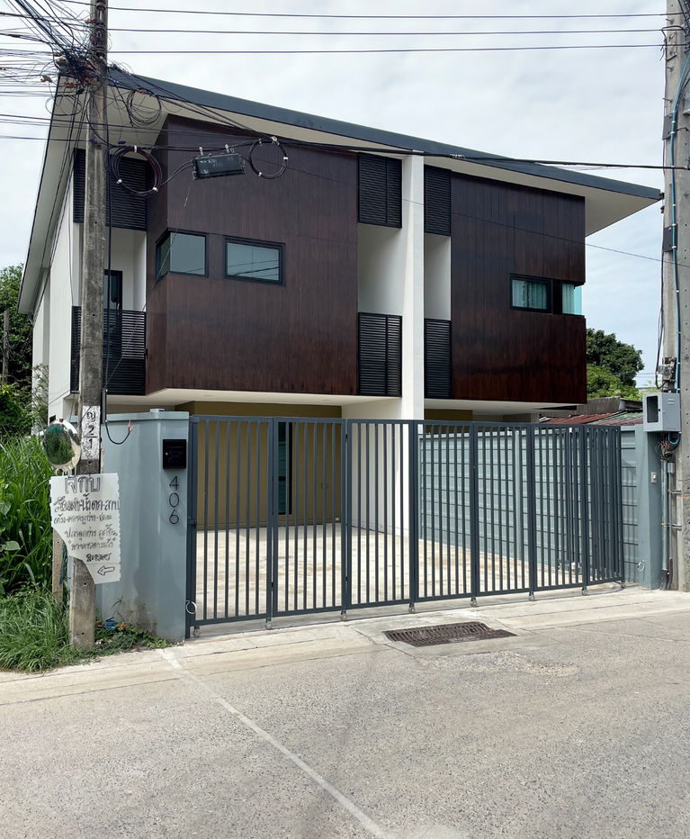 picture  Sell! 2 -story new townhome, Ratchapruek  Vegetable Park Near the Red Line BTS (Taling Chan), only 400 m  near Srirat Expressway,  - 1/20