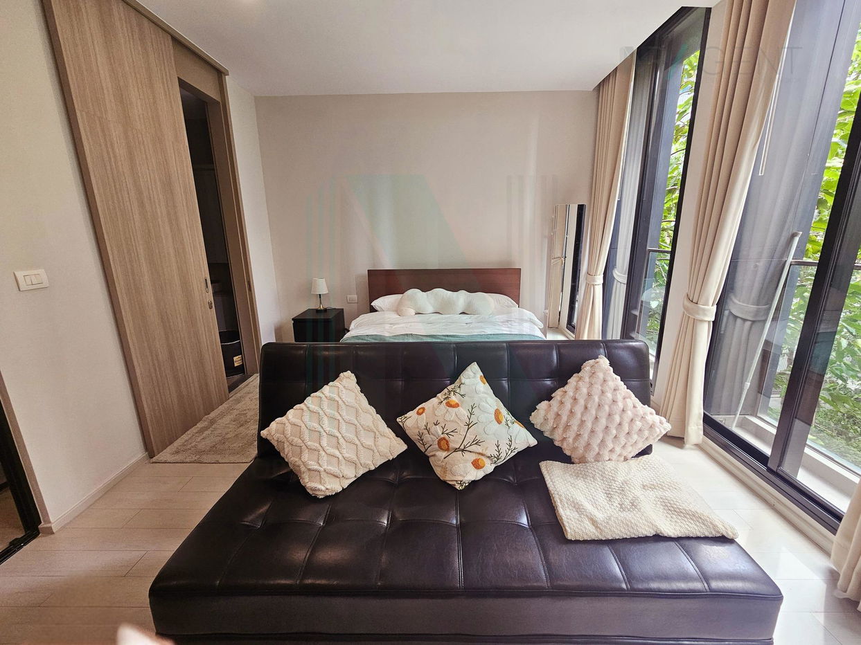 picture For Rent Condo NOBLE PLOENCHIT Building C, Floor 3,1 bed room, Room size 45.00 sqm - 1/8