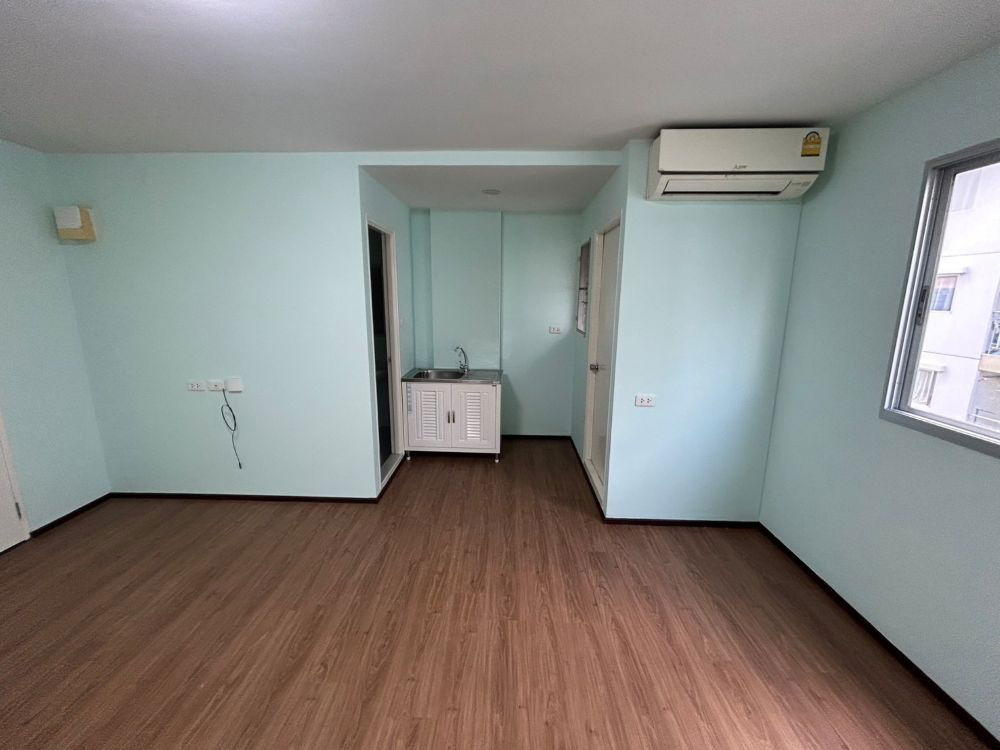 รูป ขายคอนโดลุมพินี ทาวน์ชิป รังสิต-คลอง 1 ตึก B 6 ชั้น 6 ห้องสตูดิโอ ขนาด 21.5 ตร.ม. ใกล้ลิฟท์ วิวสวย ใกล้ฟิวเจอร์ รังสิต - รูปที่ 3/5