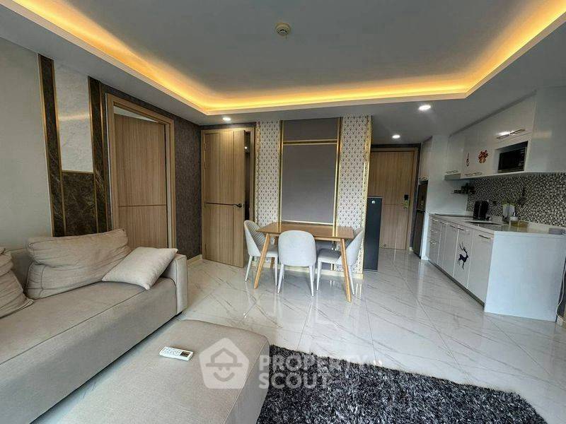 picture 3-BR Condo at Dusit Grand Park 2 close to Pattaya (ID 2210640) - 1/14